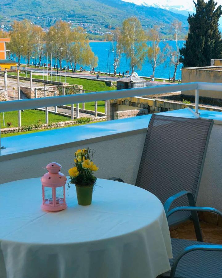 Exclusive Apartments With Lake View 오흐리드 외부 사진