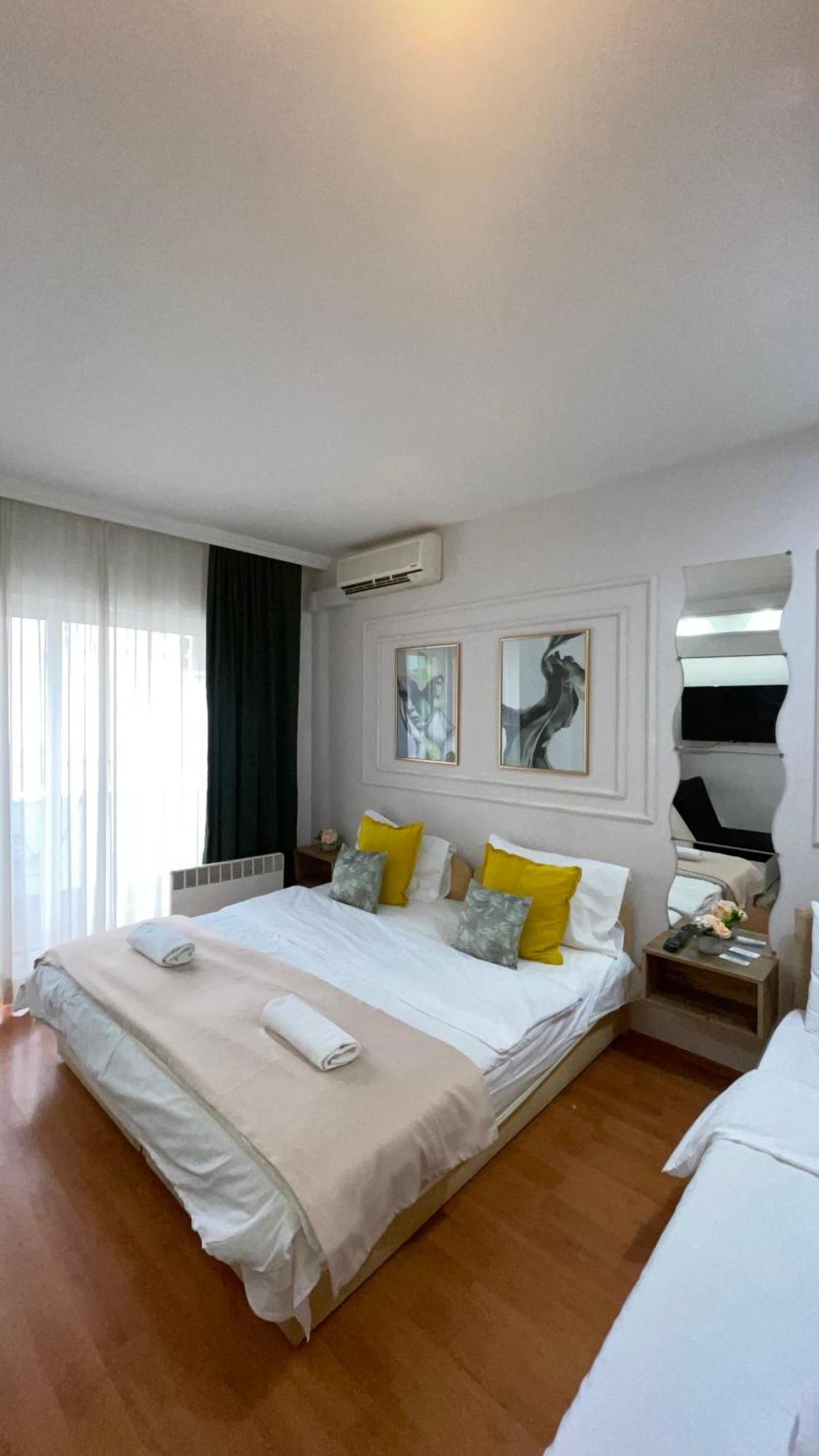 Exclusive Apartments With Lake View 오흐리드 외부 사진